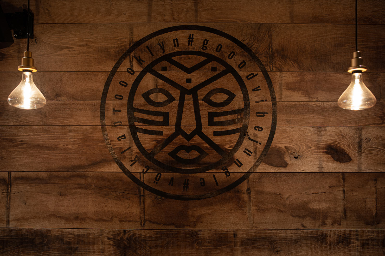 walldesign-wanddesign-branding_broooklyn-anti-form-michael-schumer